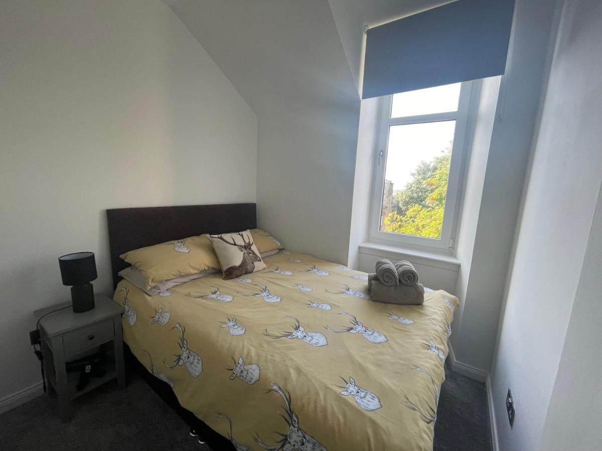 Crown Aros Beag, Ultra City Central 2 Bedroom Apartment With Free Parking Onsite Inverness Eksteriør billede